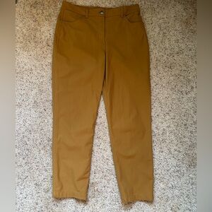 Lululemon City Sleek 7/8 5 Pocket Pant in 🧡Mustard size 10🧡